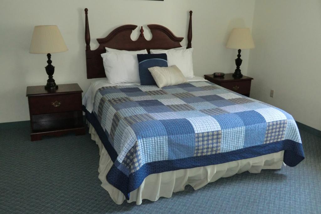 Admiral Digby Inn Restaurant And Cottages 外观 照片