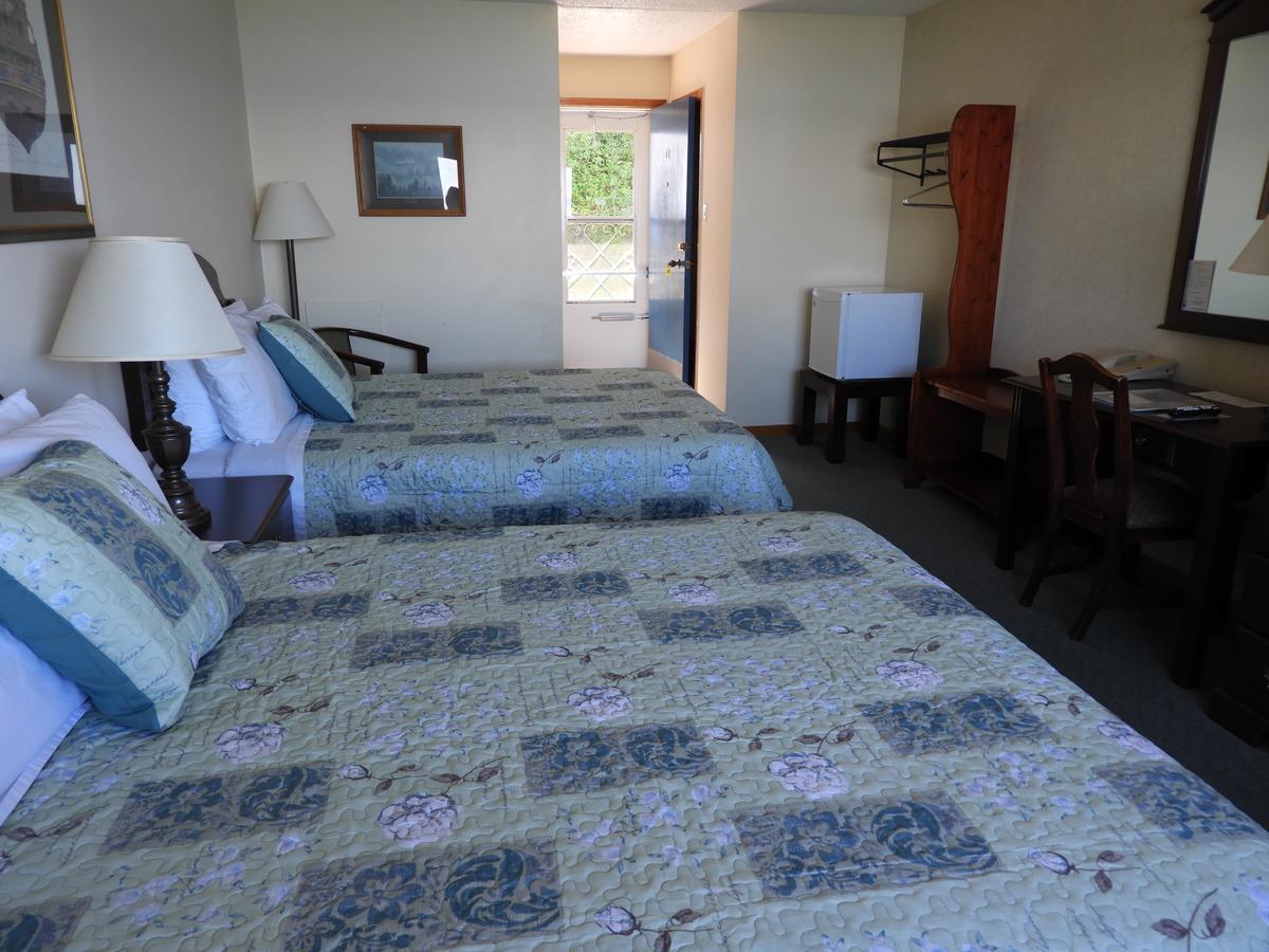 Admiral Digby Inn Restaurant And Cottages 外观 照片