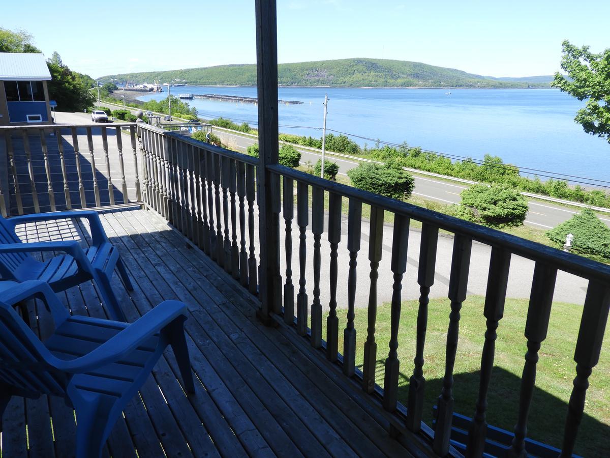 Admiral Digby Inn Restaurant And Cottages 外观 照片