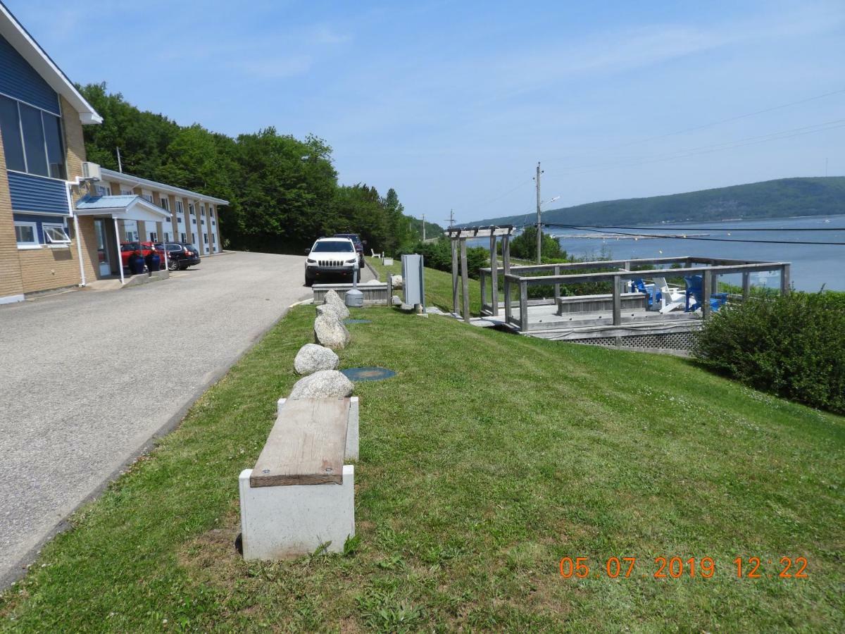 Admiral Digby Inn Restaurant And Cottages 外观 照片